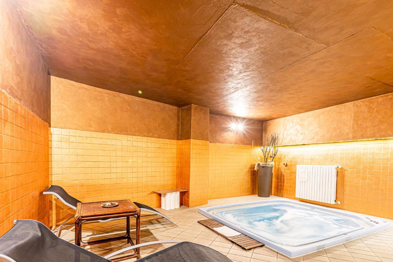 Hotel Cristallo Сестриере Экстерьер фото